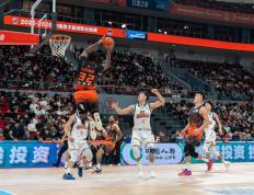 三外援打全(quán)华班(bān)，山东高速男篮临沂主场首战赢得有(yǒu)點(diǎn)难