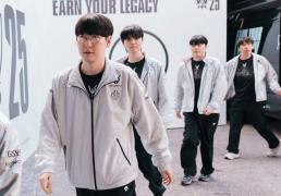 LCK内戰(zhàn)保(bǎo)送S15縂(zǒng)決(jué)賽(sài)，GEN再(zài)戰(zhàn)KT難(nán)重蹈覆辙？银河戰(zhàn)舰冲击冠军！