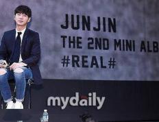 T1全球(qiú)总决赛三连冠(guān)Faker成六冠(guān)王！電(diàn)競(jìng)史(shǐ)上最(zuì)伟大(dà)王朝诞生，LCK彻底改(gǎi)写游戏规则，深度解析LCK王朝统治(zhì)力：三连冠(guān)只是开始？