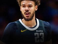 場(chǎng)均11.7分(fēn)！掘金锋将约翰逊伤缺，伤病潮(cháo)下球队仍居西(xī)部第(dì)三(sān)