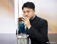 LOL五个位置(zhì)最難(nán)英雄，职业选手都不敢轻易(yì)选，连Uzi都不会玩