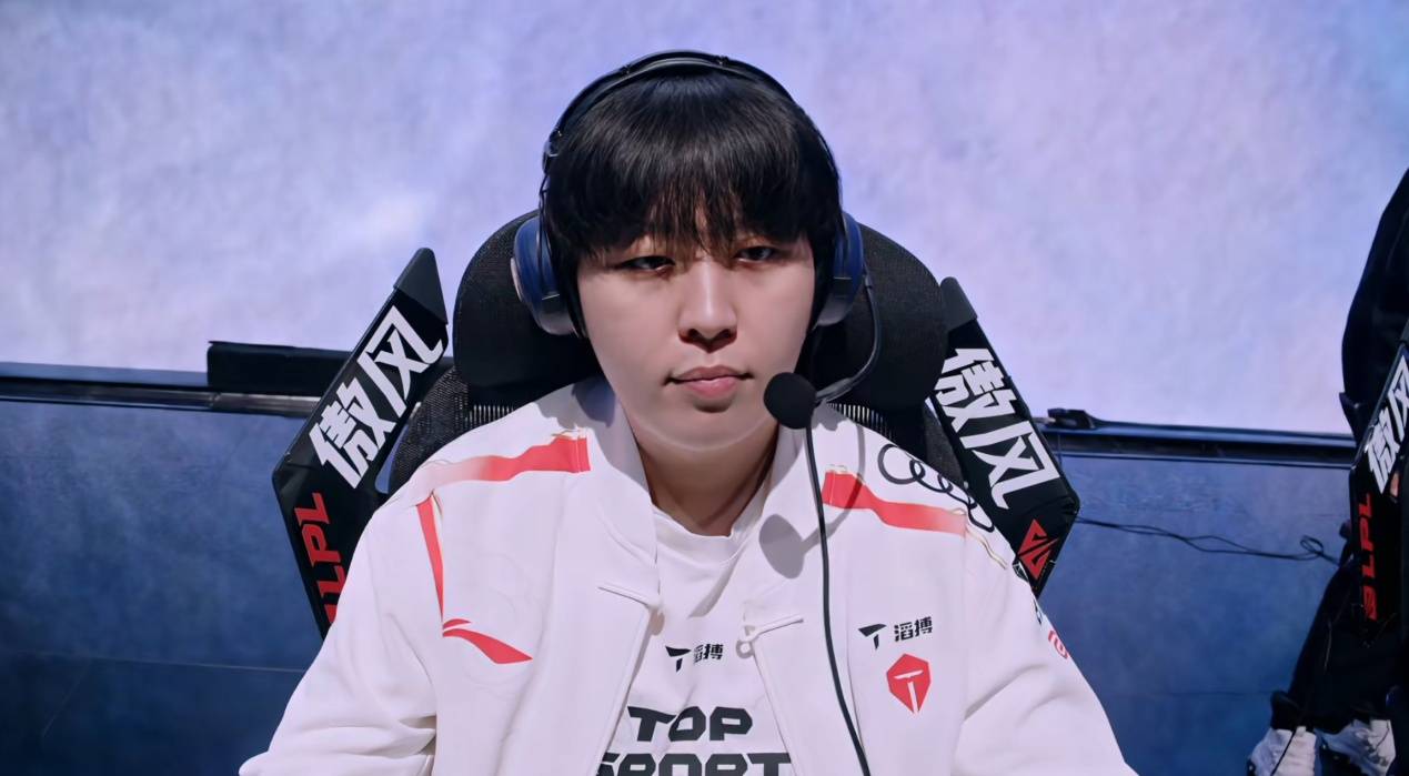 LPL今(jīn)夕是(shì)何年！TheShy登顶历史第(dì)一(yī)，最佳陣(zhèn)容公布，JKL成为赢家(jiā)