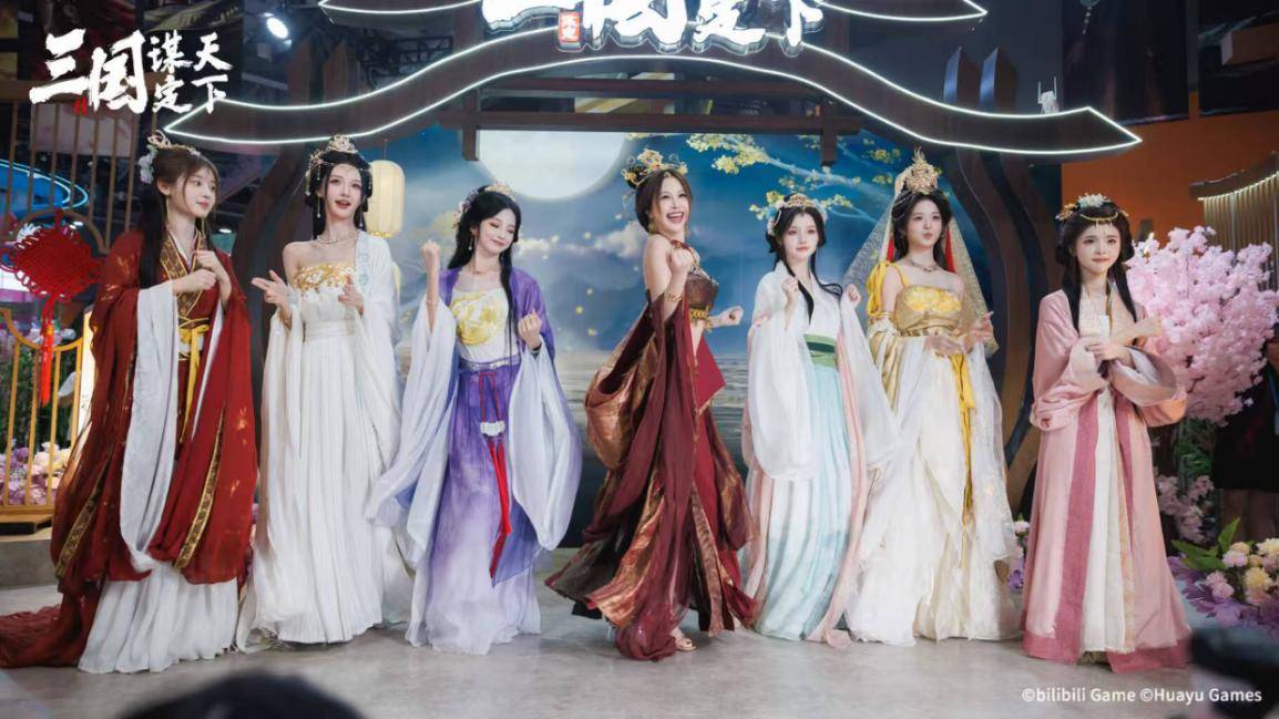 LOL新亂(luàn)斗刚上线？这款(kuǎn)三(sān)国新服(fú)福利更炸裂