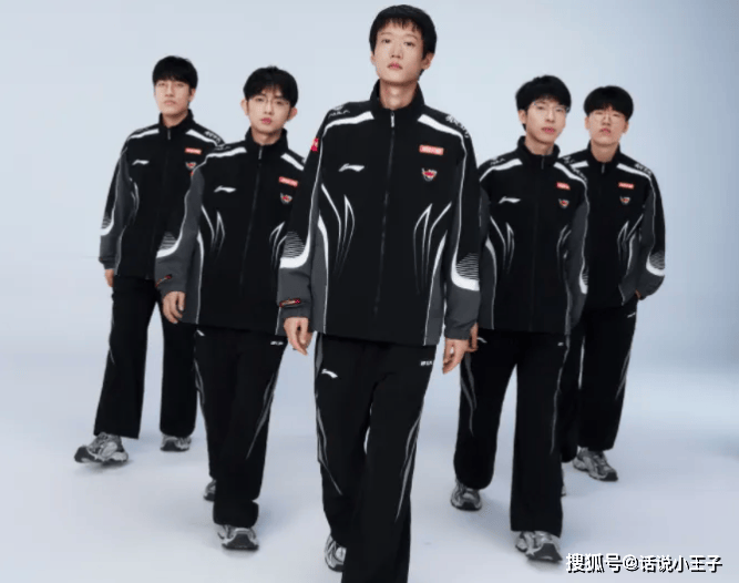 骆歆亲口承(chéng)認(rèn)主持不了(le)世界赛！AL迎来一件坏事(shì)，大黄：敢(gǎn)说T1能赢AL都是(shì)没骨气