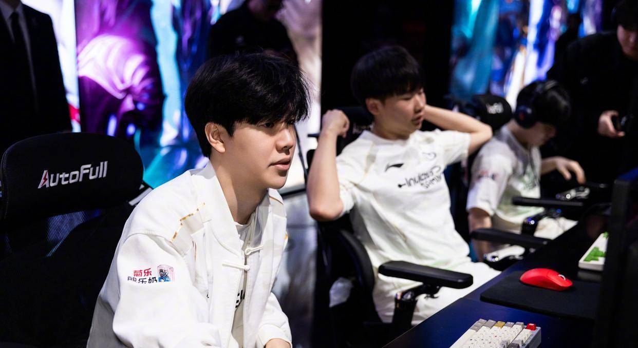 TheShy突然(rán)暂别赛场！LPL的(de)“顶流”，要谢幕了？