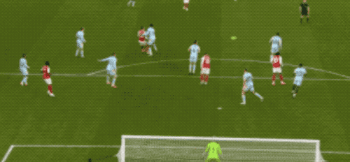 英超：阿森納(nà)2-0佈(bù)伦特福德5分(fēn)领跑 梅裡(lǐ)诺传射 薩(sà)卡补刀 赖斯(sī)伤退