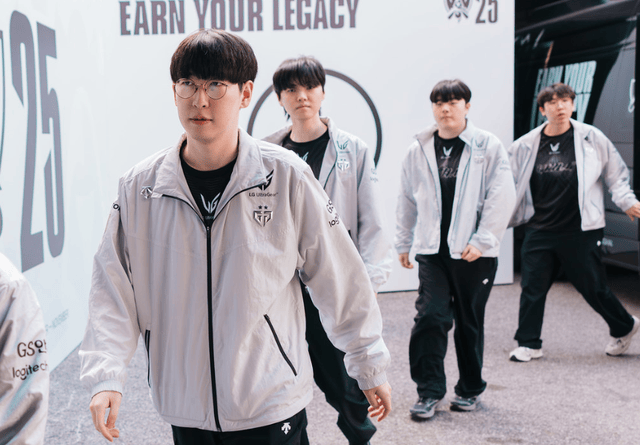 LCK内戰(zhàn)保(bǎo)送S15縂(zǒng)決(jué)賽(sài)，GEN再(zài)戰(zhàn)KT難(nán)重蹈覆辙？银河戰(zhàn)舰冲击冠军！